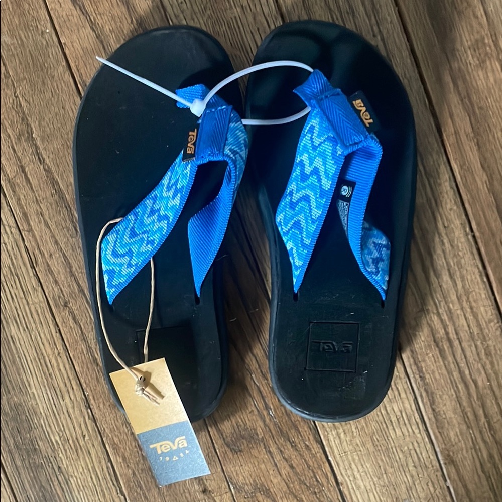 NWT Teva Blue Flip Flops for little kids